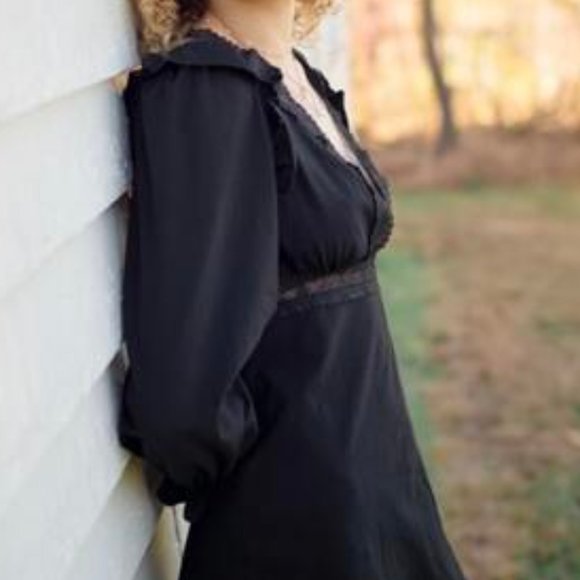 Plunging Neck Lace Ruffle Long Sleeve Mini Dress Black - Picture 4 of 12